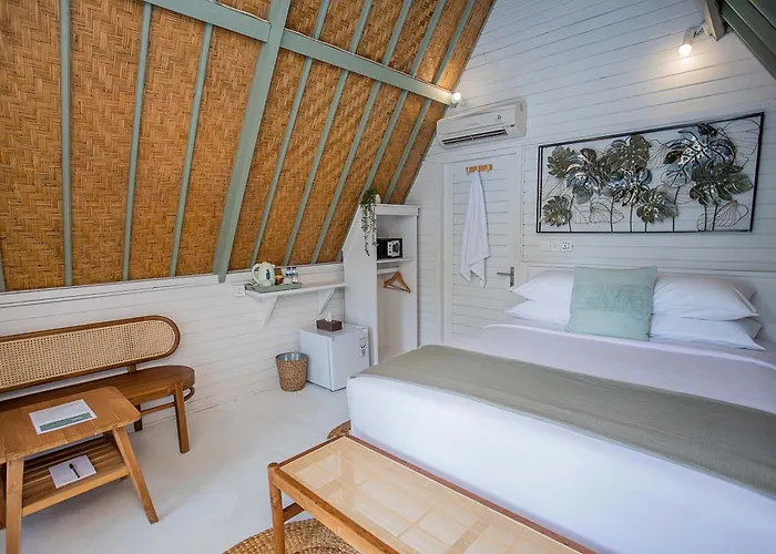 D'yuki Huts *