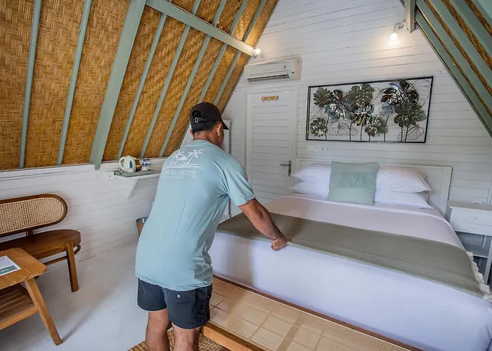 D'yuki Huts *